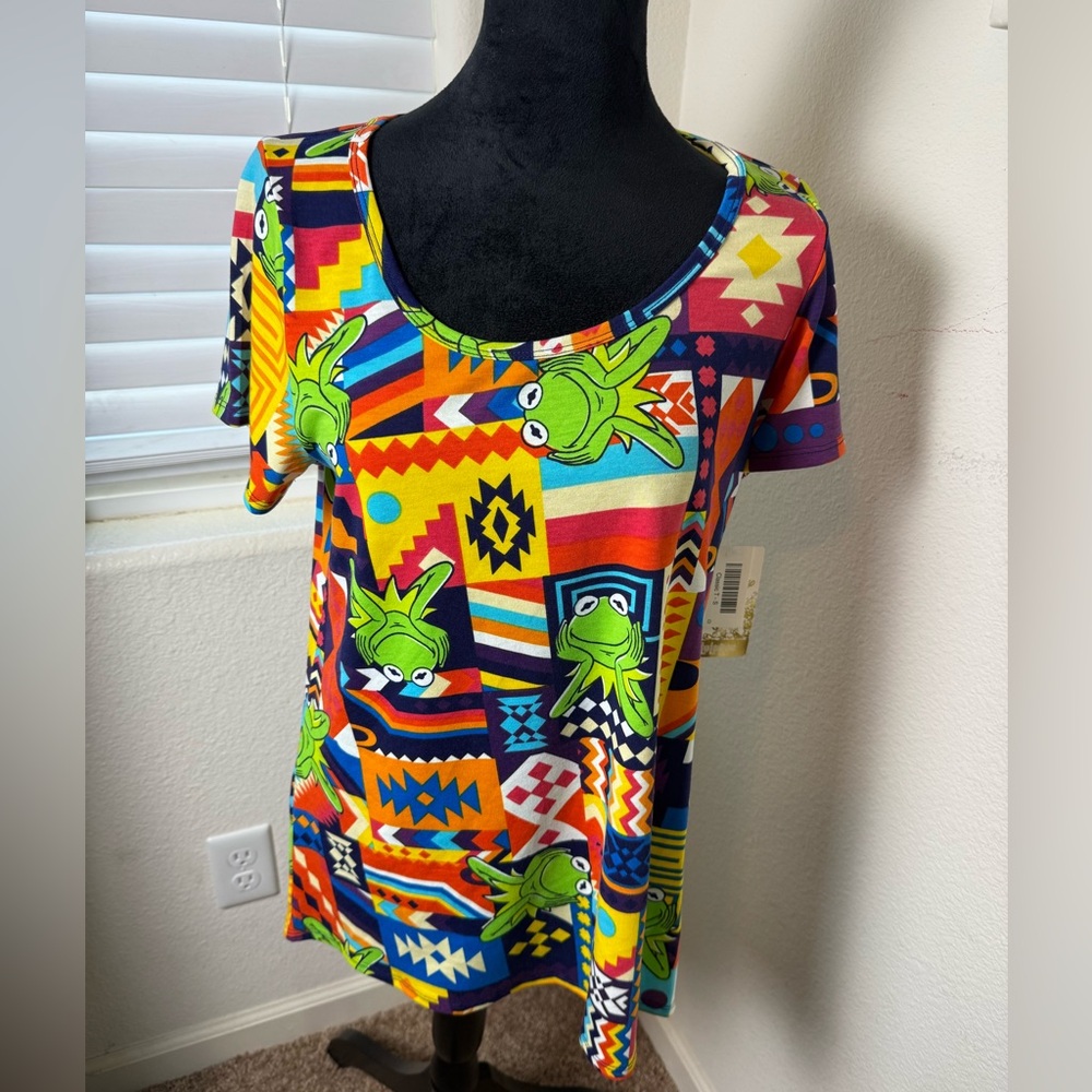LuLaRoe Disney Kermit the‎ Frog Classic Tee geometric tribal pattern.